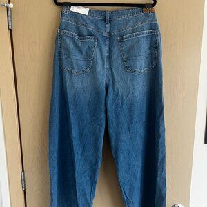 American Eagle NWT High Rise Wide Leg Jeans